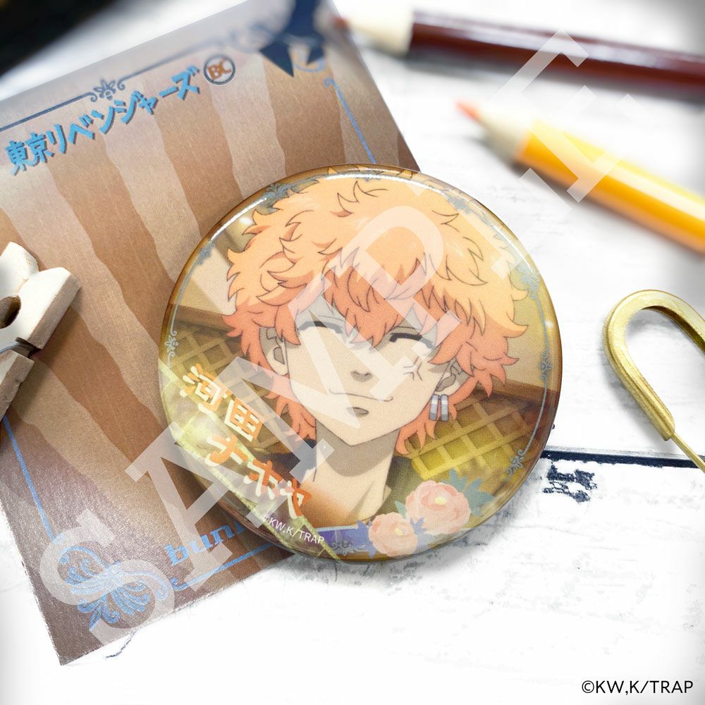 東京リベンジャーズ　文房具カフェ　レトロシアター　缶バッジ 東京リベンジャーズ×文房具カフェ レトロシアターモチーフ 缶バッジ