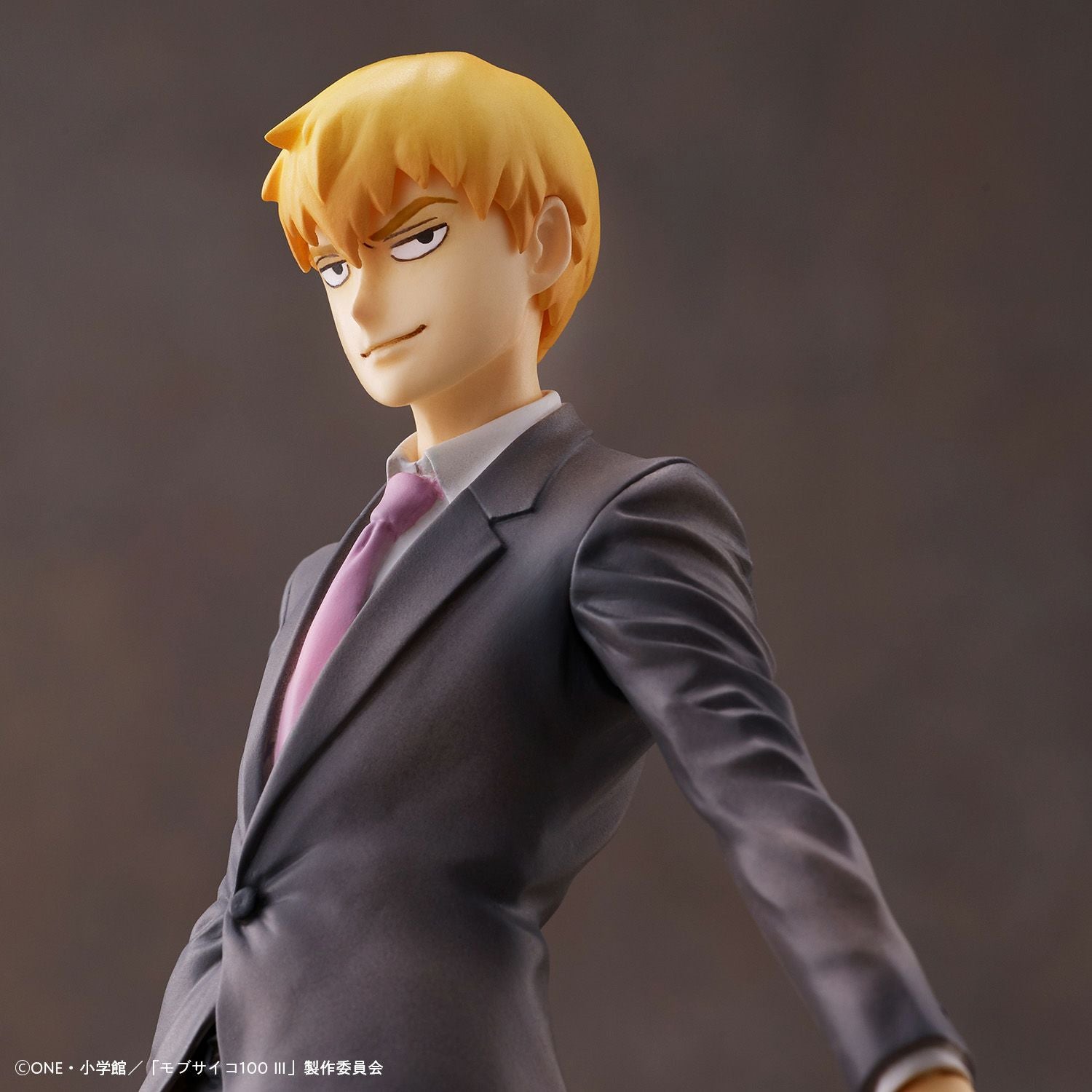モブサイコ100 III』霊幻新隆 フィギュア | 文房具カフェオンラインストア