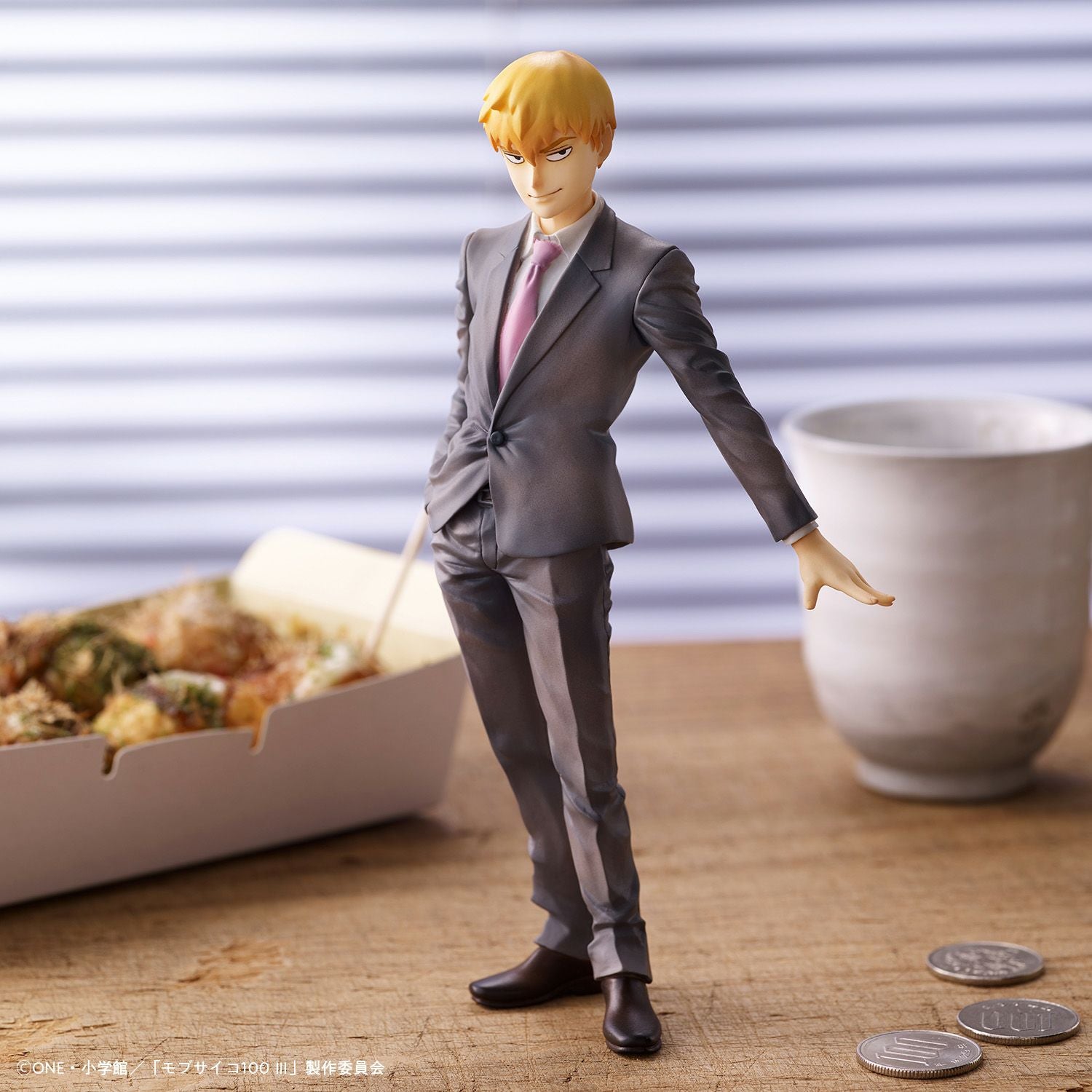モブサイコ100 III』霊幻新隆 フィギュア | 文房具カフェオンラインストア