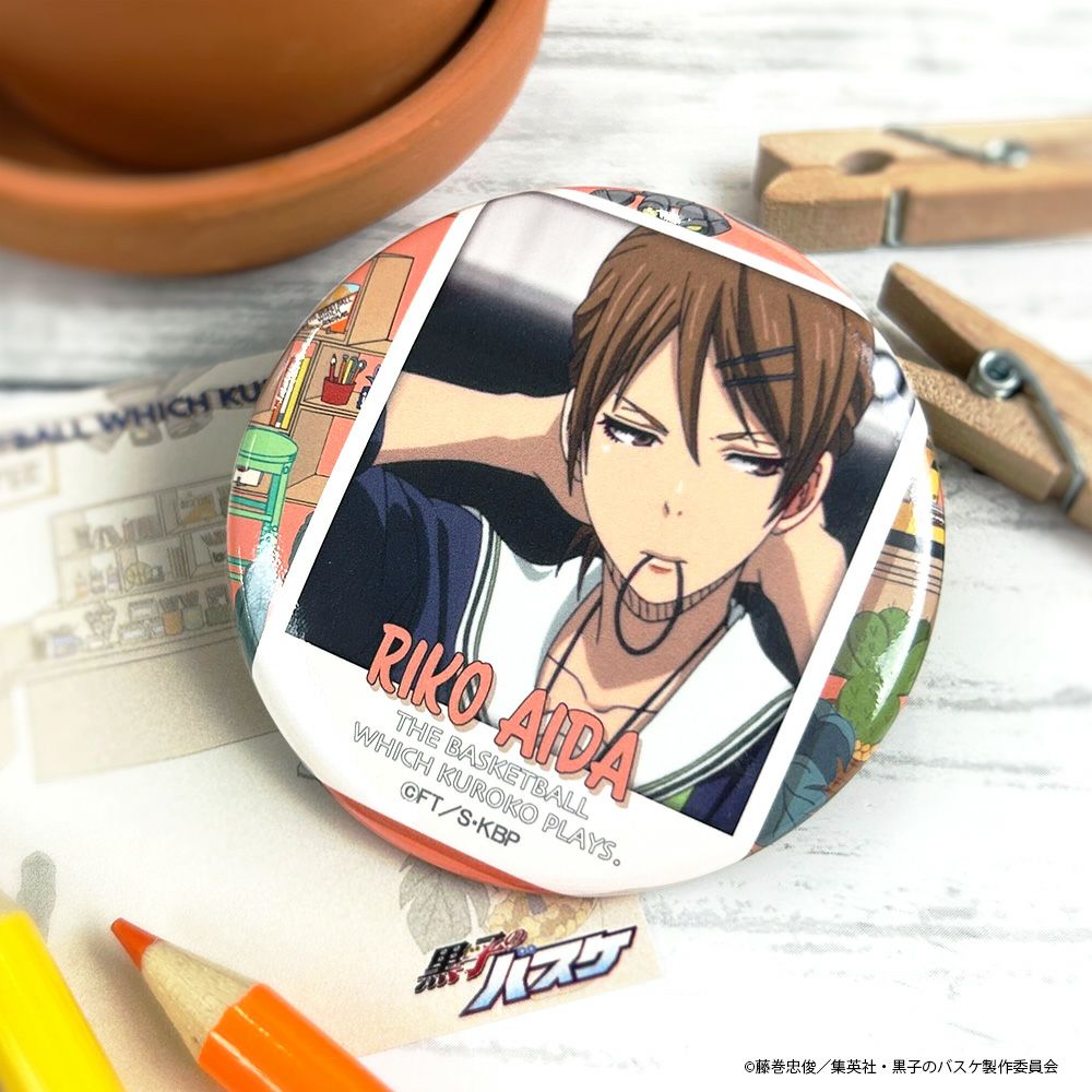 黒子のバスケ×文房具カフェ カフェポスターモチーフ 缶バッジ 相田リコ